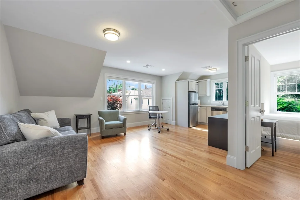 3 bed, 2 bath apartment for rent at 68 Woburn St Unit 68, Lexington — photo 20 of 30