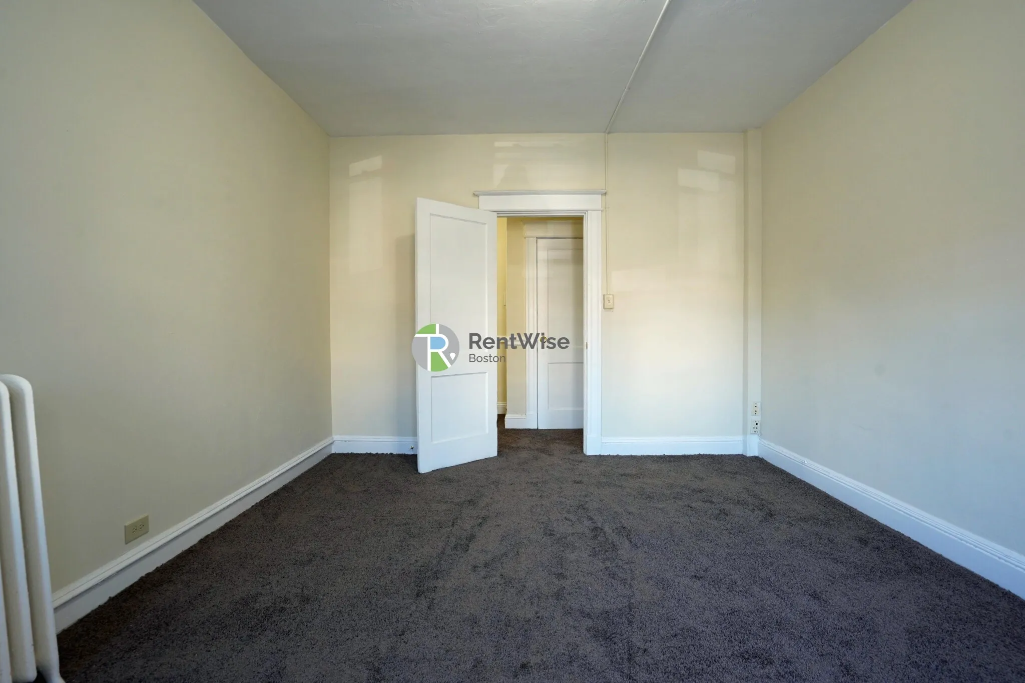 1 bed, 1 bath apartment for rent at 68 Woodstock Ave Unit 11, Brighton — photo 2 of 22