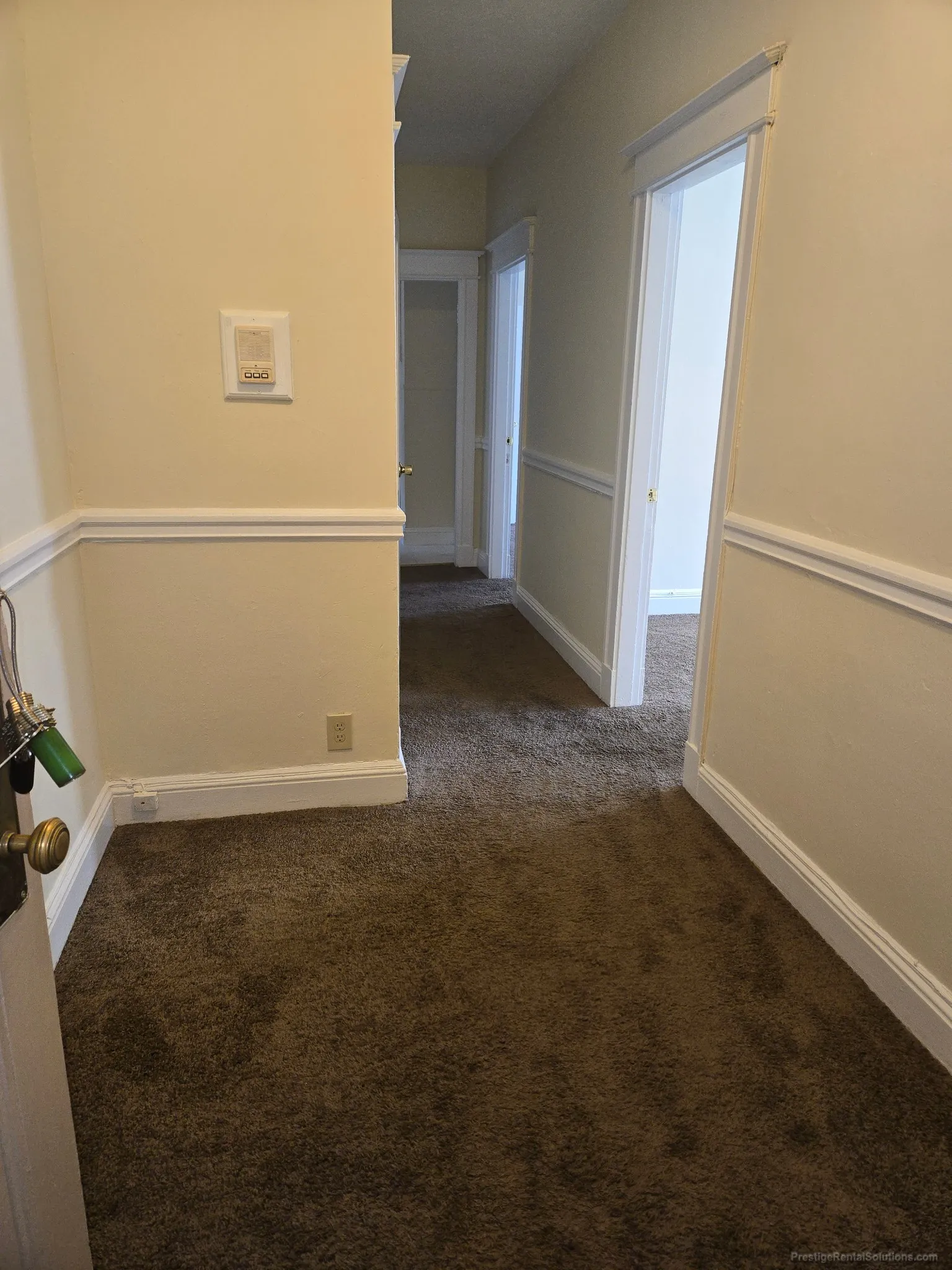1 bed, 1 bath apartment for rent at 68 Woodstock Ave Unit 12, Brighton