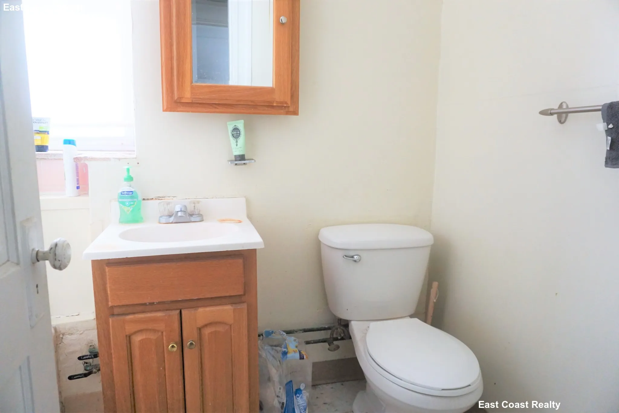 1 bed, 1 bath apartment for rent at 68 Woodstock Ave Unit 14, Brighton — photo 3 of 16