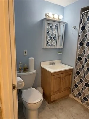 2 bed, 1 bath apartment for rent at 680 Boylston Unit 1, Newton Highlands — photo 14 of 15