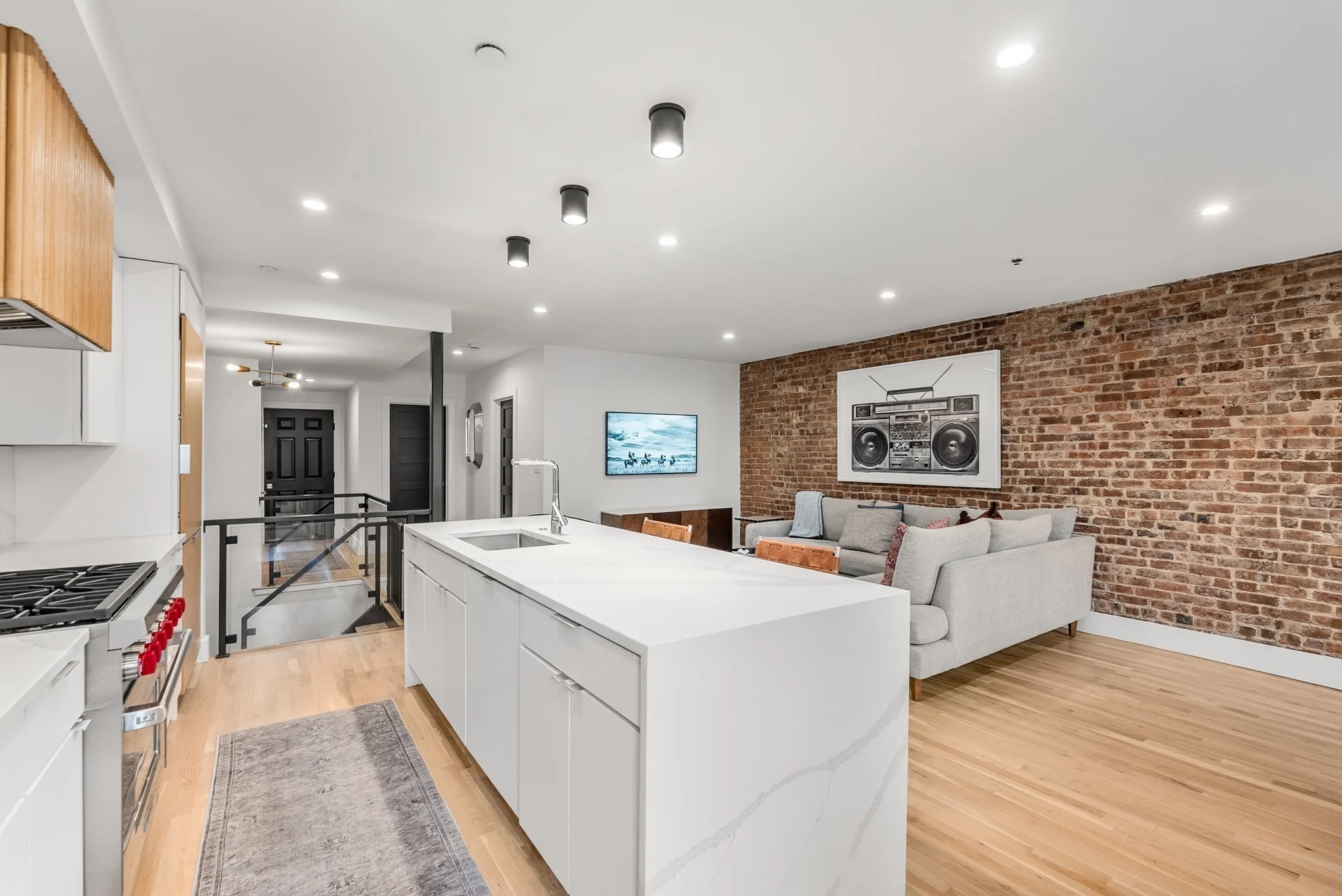 3 bed, 2 bath apartment for rent at 680 Tremont St Unit 1, South End — photo 7 of 26