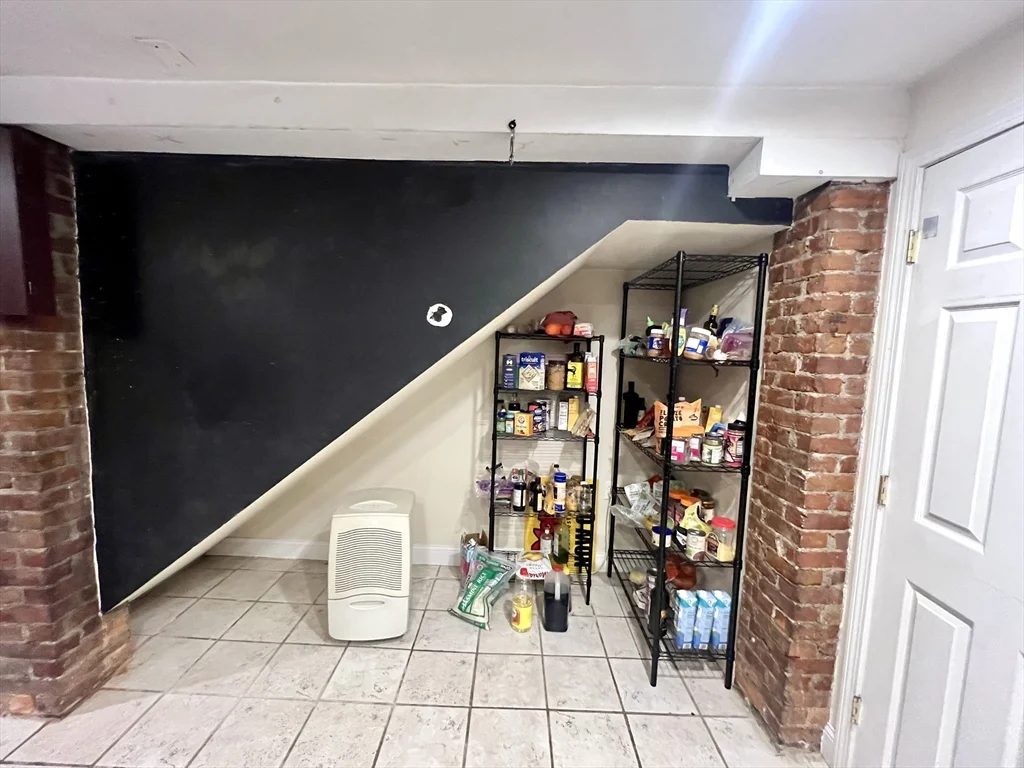 4 bed, 2 bath apartment for rent at 682 E 6th St Unit 1, South Boston — photo 11 of 21