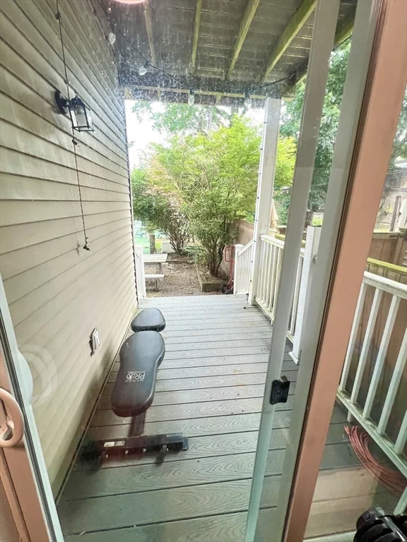 4 bed, 2 bath apartment for rent at 682 E 6th St Unit 1, South Boston — photo 8 of 21