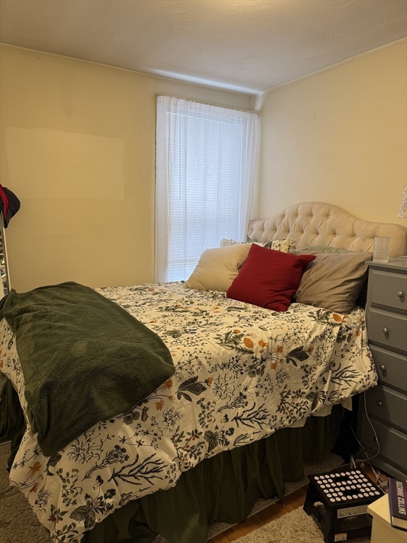 3 bed, 1 bath apartment for rent at 682 East 7th Unit 2, South Boston — photo 5 of 8