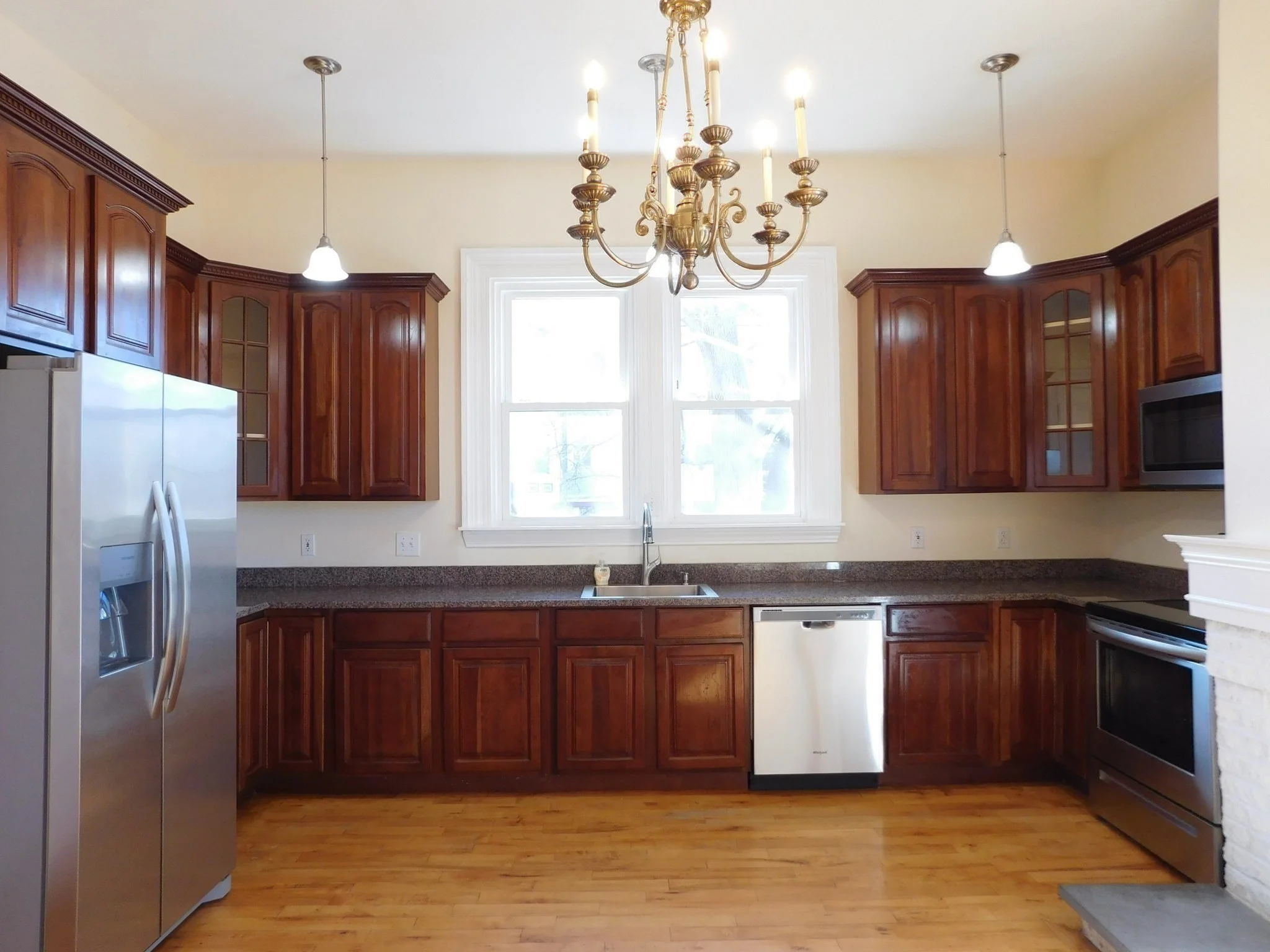 2 bed, 1 bath apartment for rent at 682 Rock St Unit 1, Fall River — photo 6 of 33