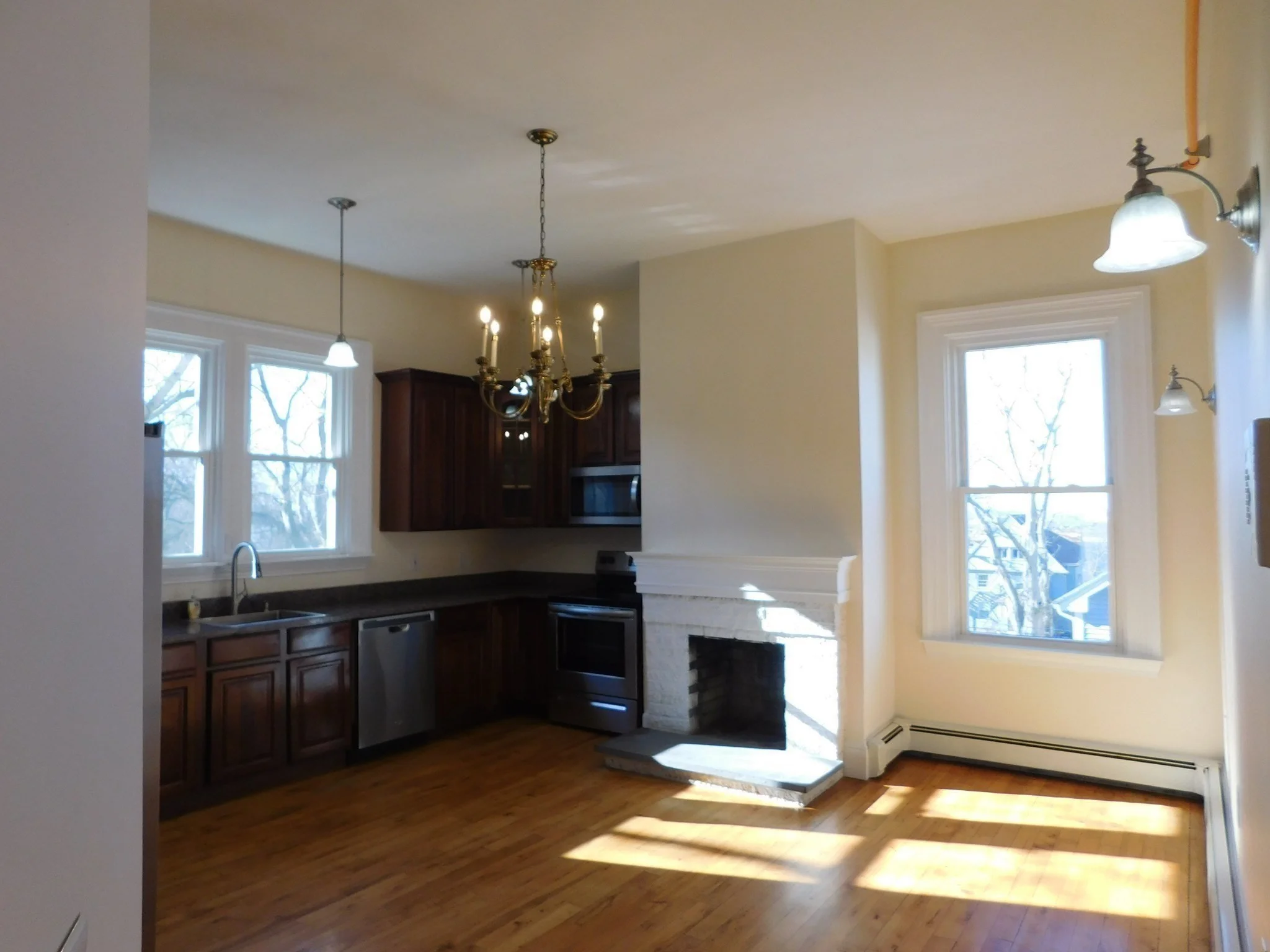 2 bed, 1 bath apartment for rent at 682 Rock St Unit 1, Fall River — photo 11 of 33