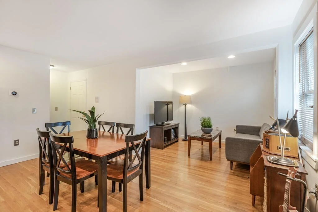 1 bed, 1 bath apartment for rent at 683 E 2nd St Unit 2, South Boston — photo 2 of 7