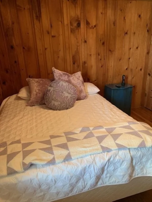 3 bed, 1 bath apartment for rent at 683 Ocean St Unit 683, Marshfield — photo 6 of 8