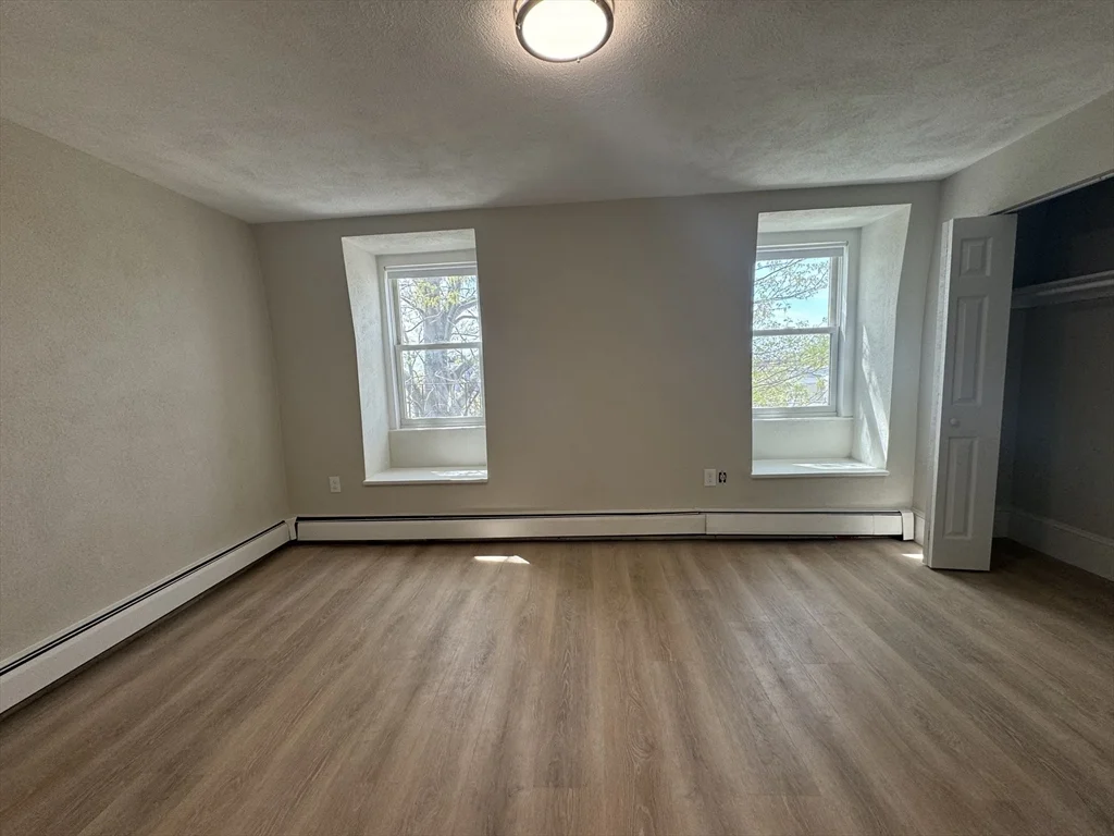 1 bed, 1 bath apartment for rent at 685 E 7th St Unit 3, South Boston — photo 6 of 13