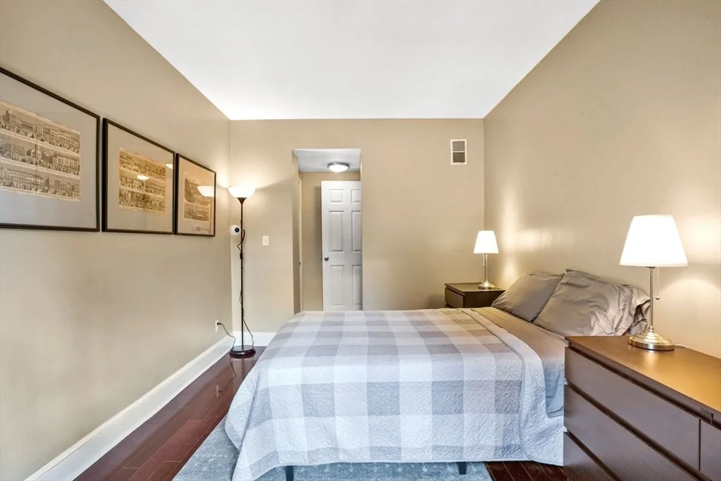2 bed, 1 bath apartment for rent at 685 Massachusetts Ave Unit B, South End — photo 13 of 24
