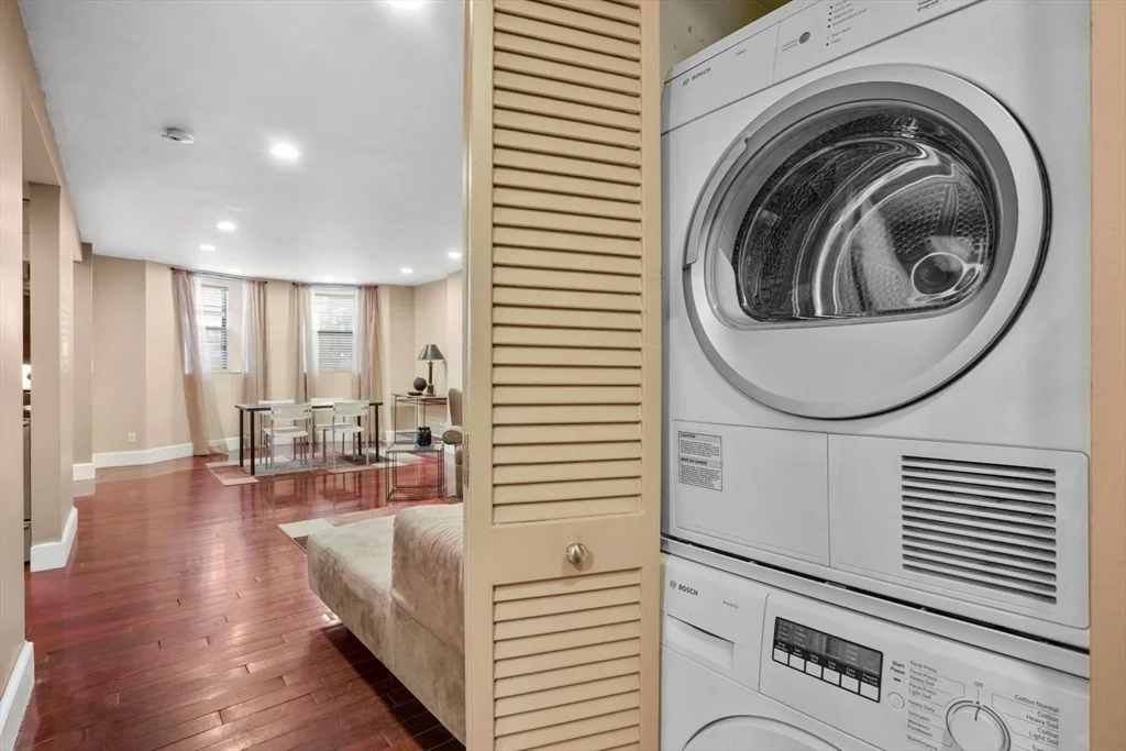 2 bed, 1 bath apartment for rent at 685 Massachusetts Ave Unit B, South End — photo 11 of 24