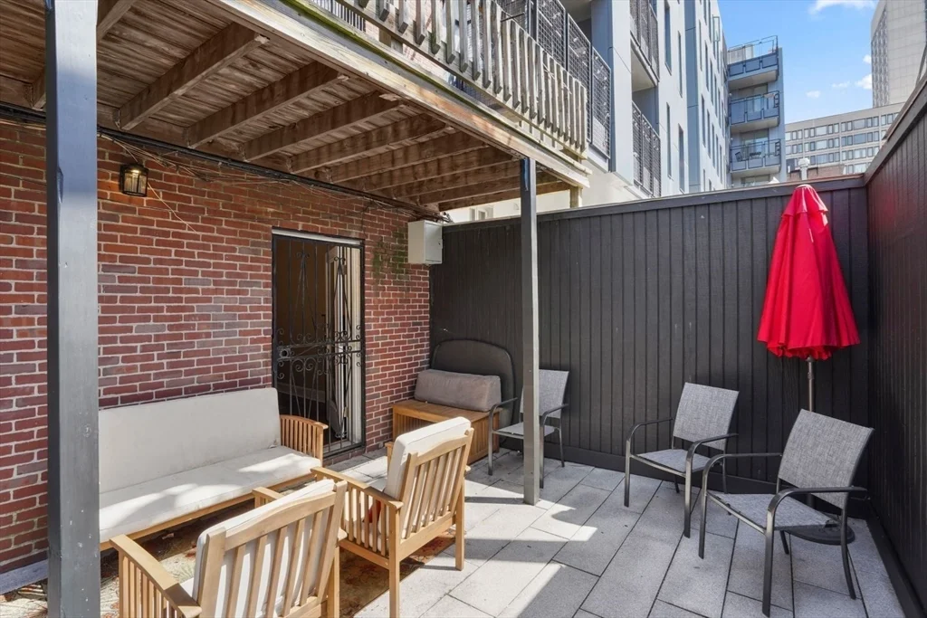 2 bed, 1 bath apartment for rent at 685 Massachusetts Ave Unit B, South End — photo 20 of 24