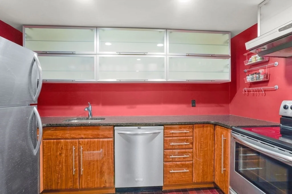 2 bed, 1 bath apartment for rent at 685 Massachusetts Ave Unit B, South End — photo 10 of 24