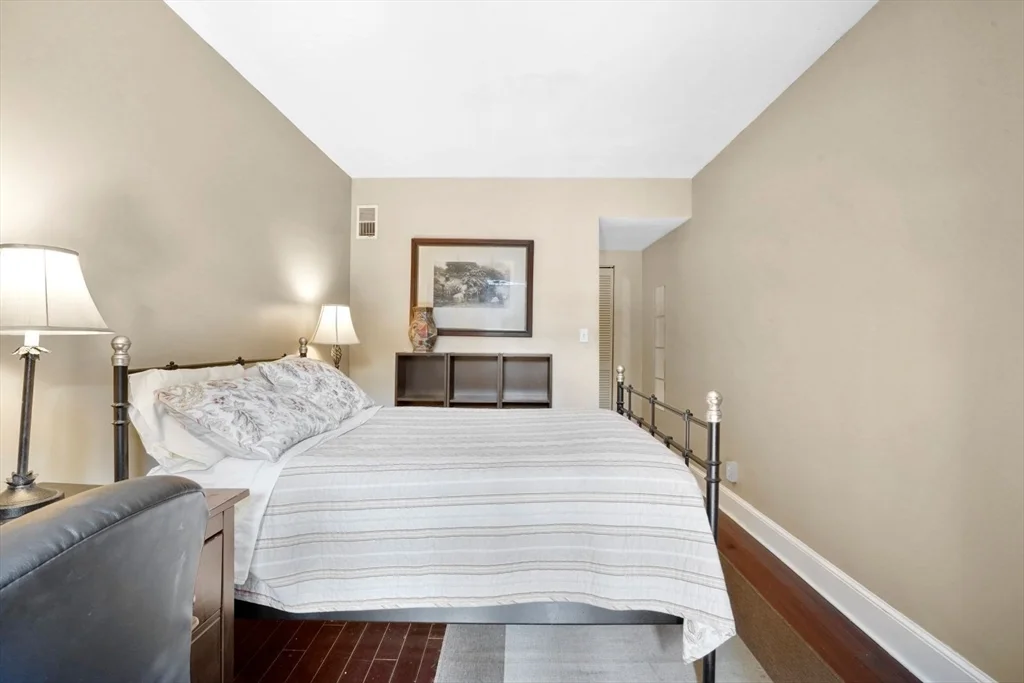 2 bed, 1 bath apartment for rent at 685 Massachusetts Ave Unit B, South End — photo 19 of 24