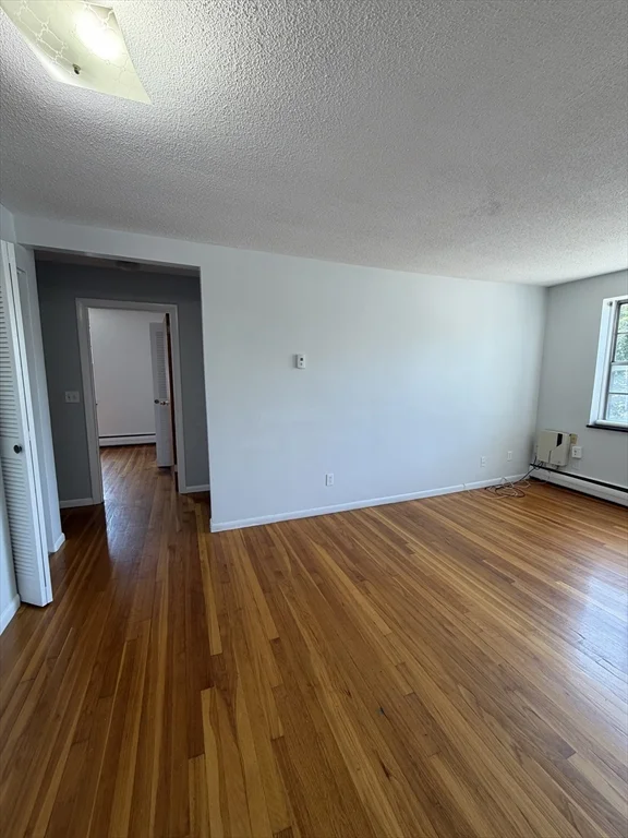 2 bed, 1 bath apartment for rent at 685 Moody St Unit 11, Waltham — photo 7 of 17