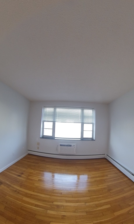 2 bed, 1 bath apartment for rent at 685 Moody St Unit 7, Waltham — photo 5 of 12