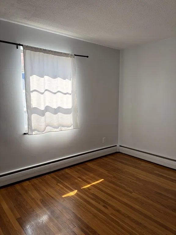 2 bed, 1 bath apartment for rent at 685 Moody St Unit 9, Waltham — photo 6 of 11