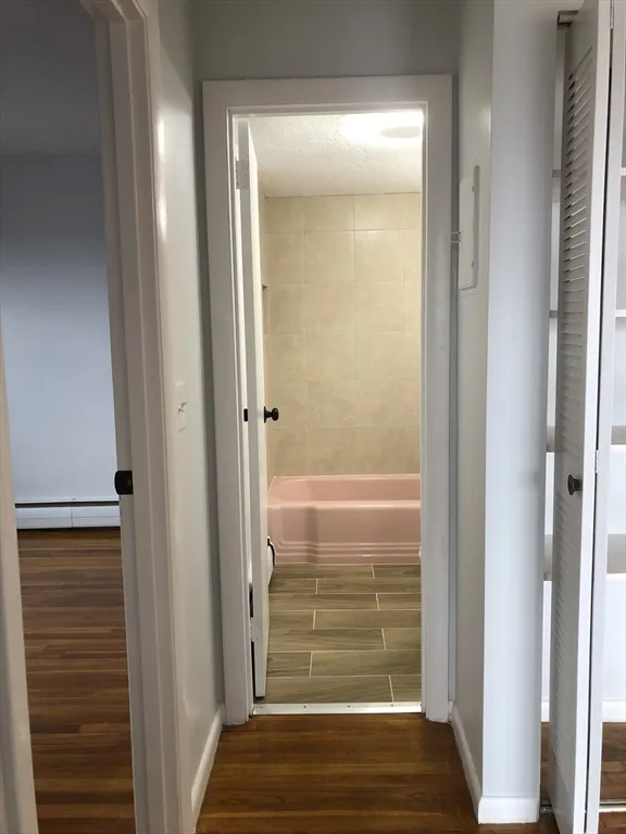 2 bed, 1 bath apartment for rent at 685 Moody St Unit 9, Waltham — photo 4 of 11