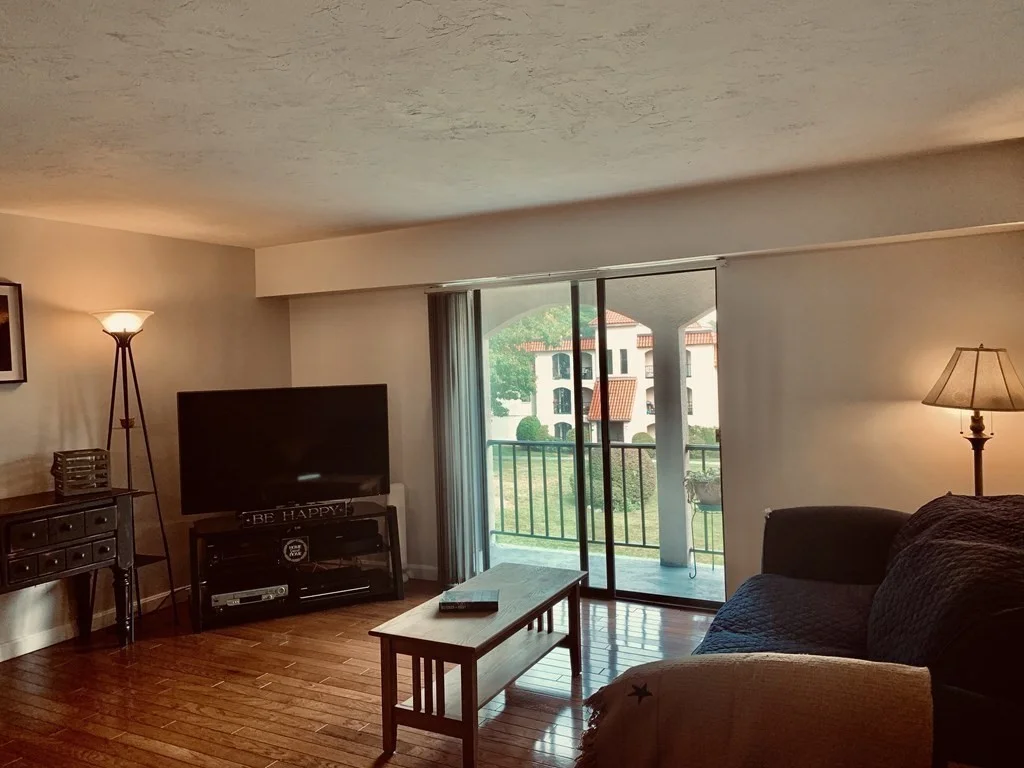 1 bed, 1 bath apartment for rent at 685 Oak St Unit 13-10, Brockton — photo 4 of 17