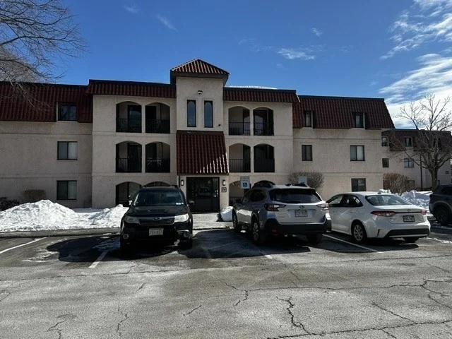 1 bed, 1 bath apartment for rent at 685 Oak St Unit 13-9, Brockton — photo 2 of 26
