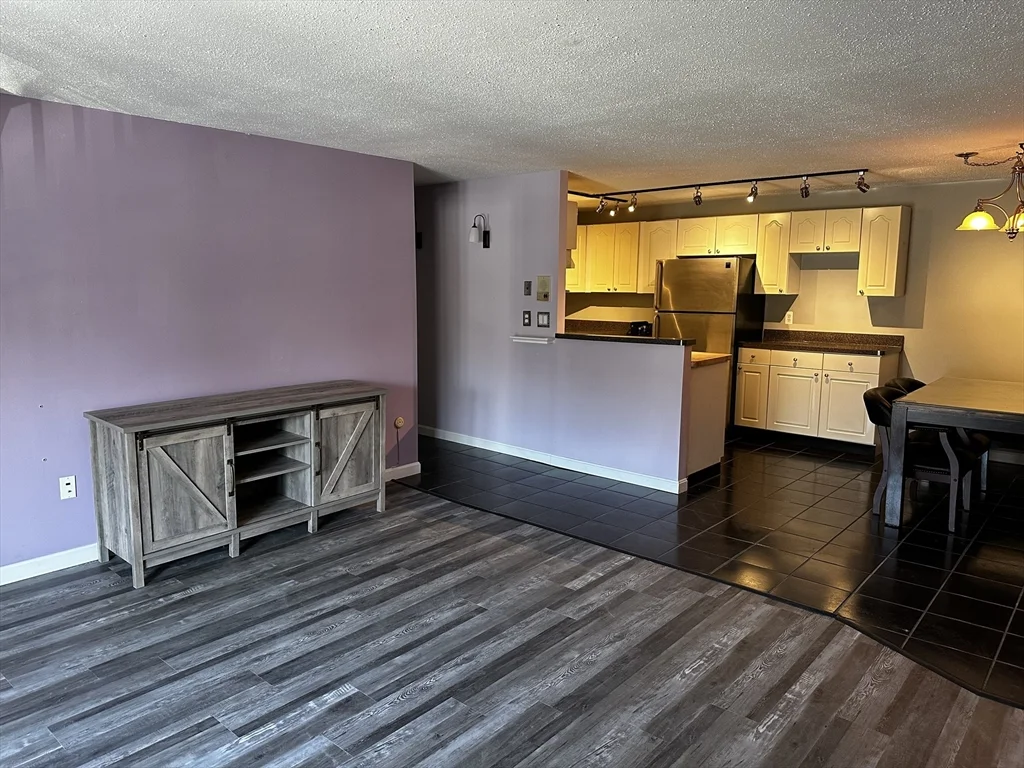 1 bed, 1 bath apartment for rent at 685 Oak St Unit 13-9, Brockton — photo 21 of 26