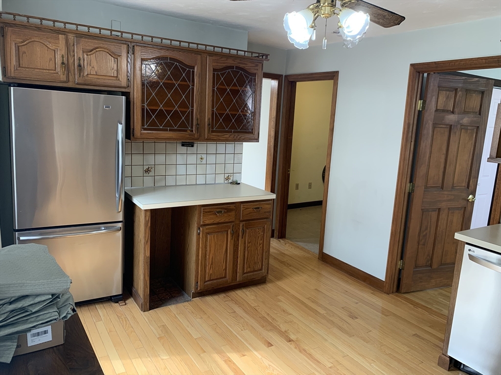 2 bed, 1 bath apartment for rent at 686 East 7th St Unit 1, South Boston — photo 3 of 20
