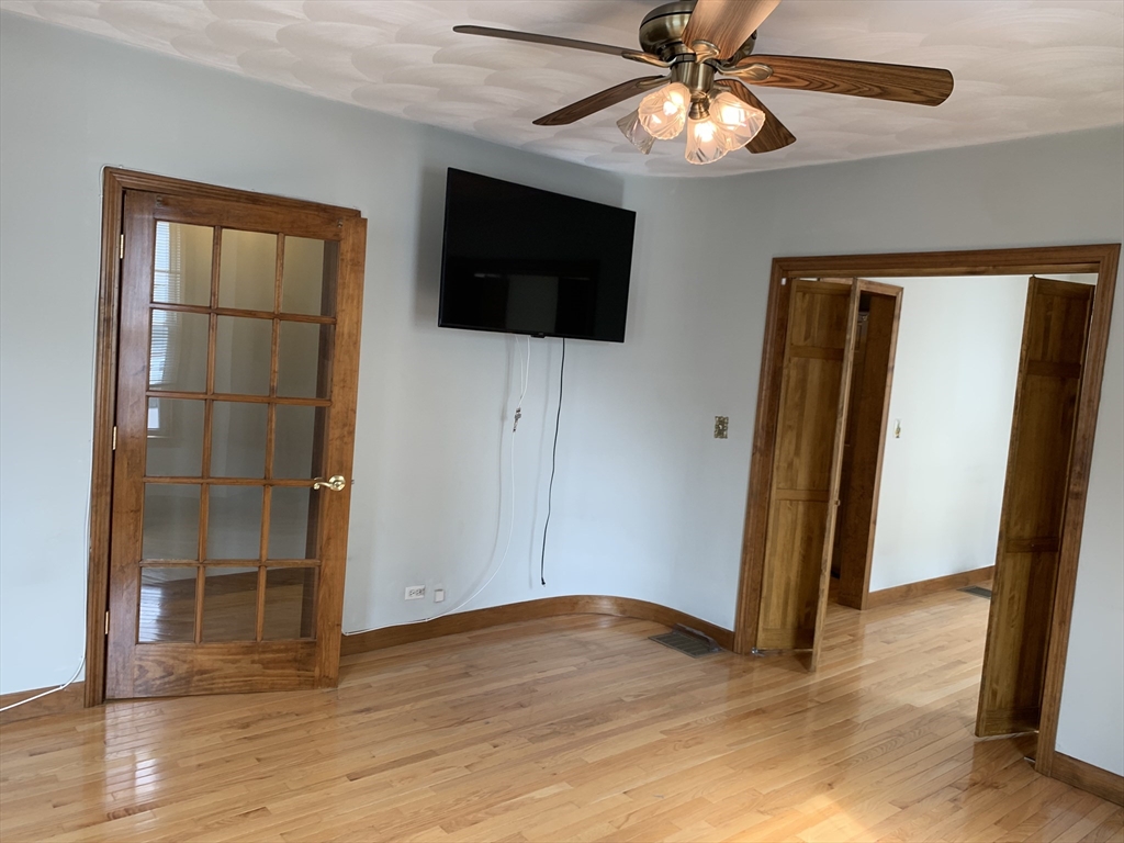 2 bed, 1 bath apartment for rent at 686 East 7th St Unit 1, South Boston — photo 4 of 20