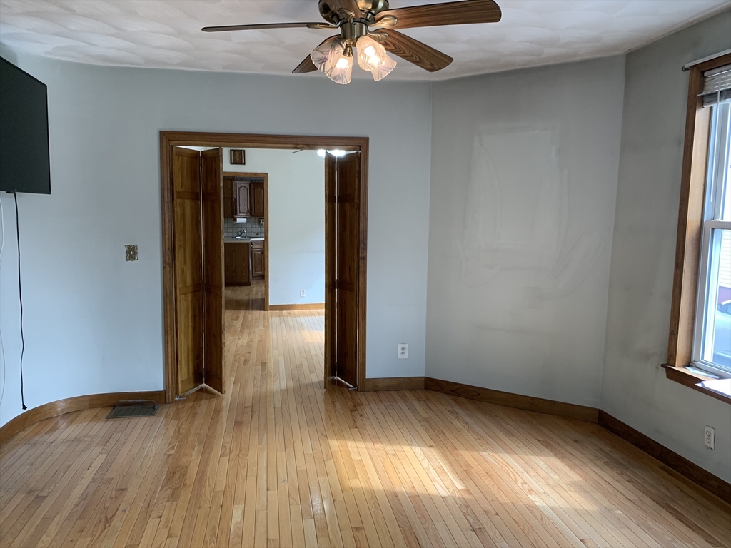 2 bed, 1 bath apartment for rent at 686 East 7th St Unit 1, South Boston — photo 5 of 20