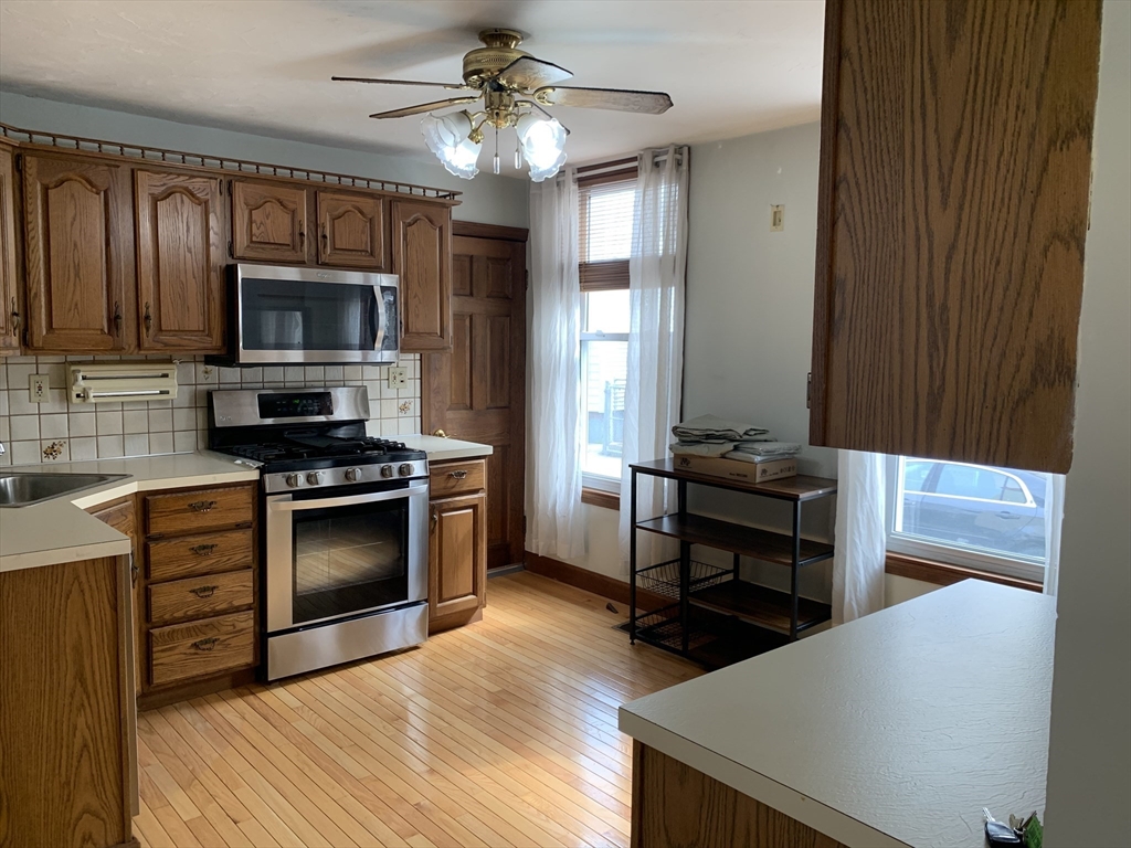 2 bed, 1 bath apartment for rent at 686 East 7th St Unit 1, South Boston — photo 1 of 20