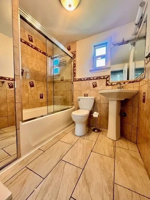 2 bed, 1 bath apartment for rent at 686 River St Unit 1, Hyde Park — photo 3 of 11