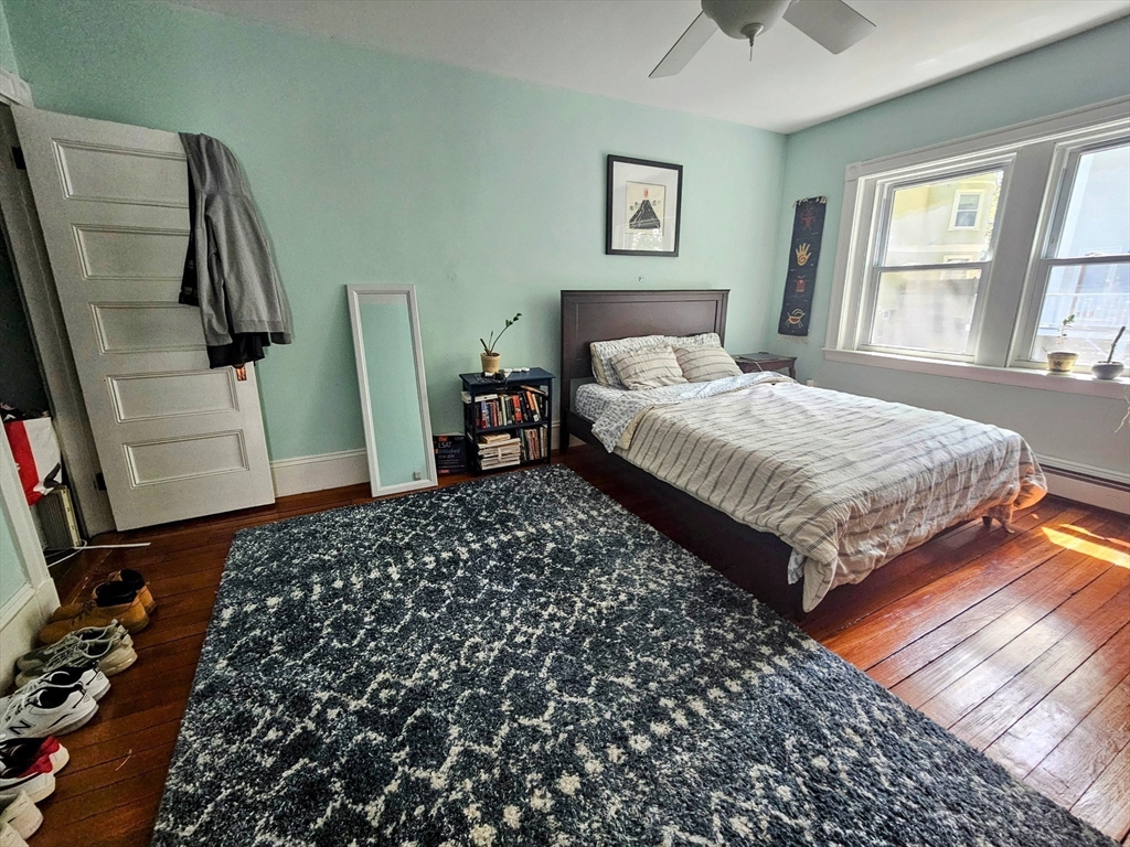 3 bed, 2 bath apartment for rent at 686 Washington St Unit 2, Brookline — photo 11 of 18