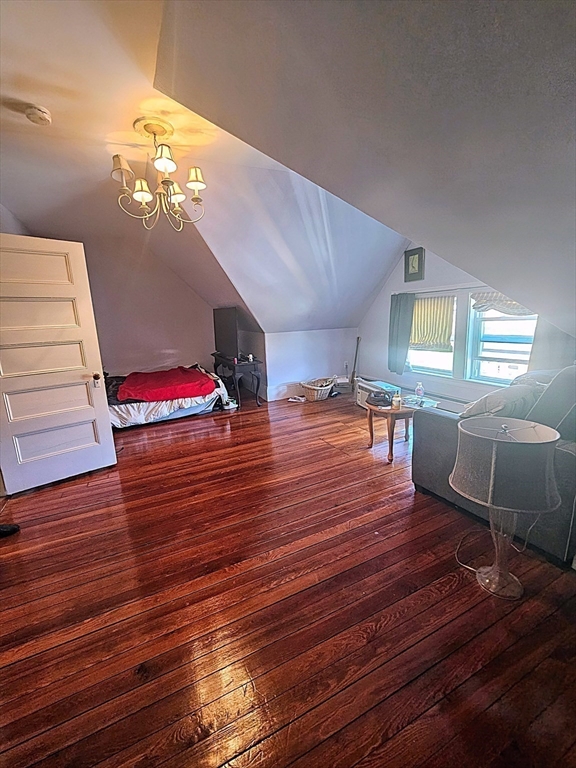 3 bed, 2 bath apartment for rent at 686 Washington St Unit 2, Brookline — photo 13 of 18