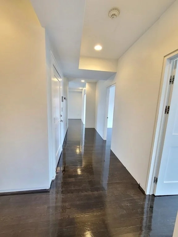 4 bed, 2 bath apartment for rent at 687 E 2nd St Unit 4, South Boston — photo 18 of 22