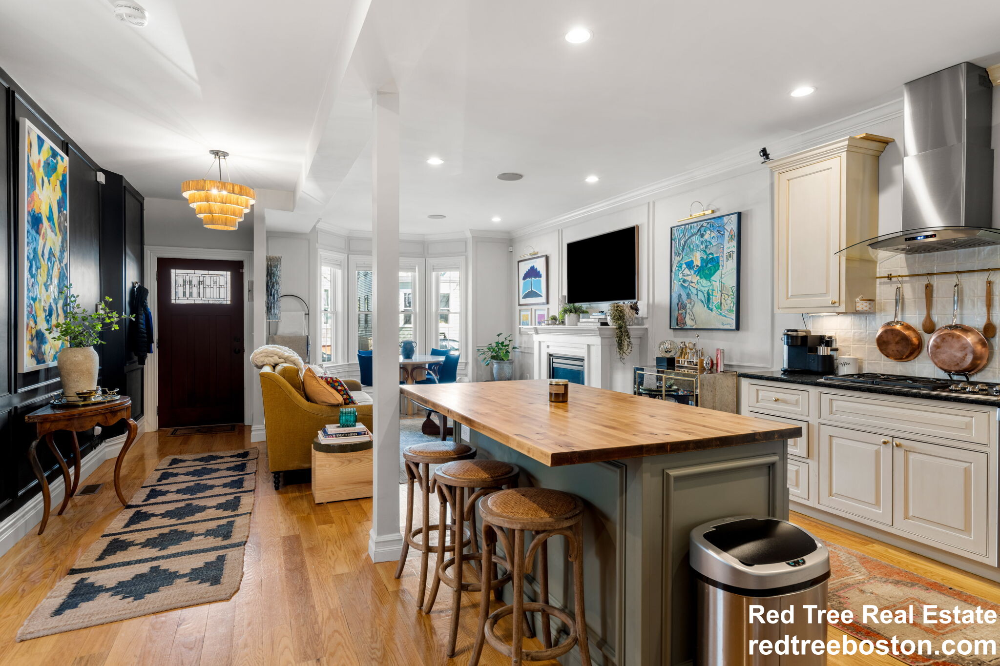 3 bed, 2.5 bath apartment for rent at 687 East 6th St, South Boston