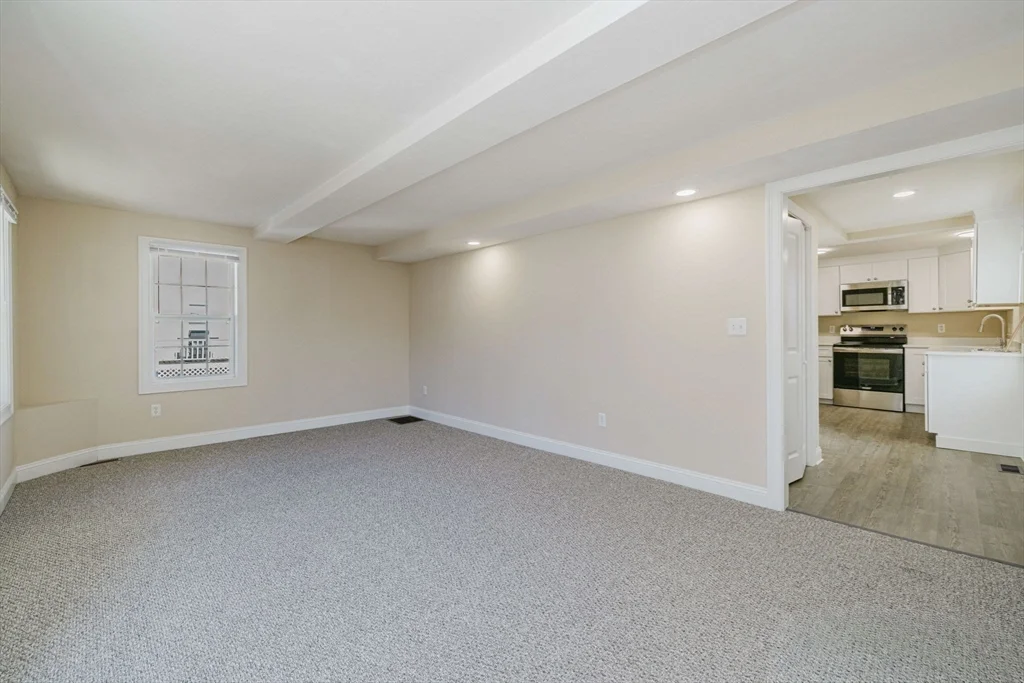 3 bed, 1 bath apartment for rent at 687 Washington St Unit 3, Easton — photo 10 of 25