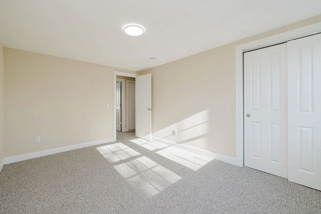 3 bed, 1 bath apartment for rent at 687 Washington St Unit 3, Easton — photo 17 of 25