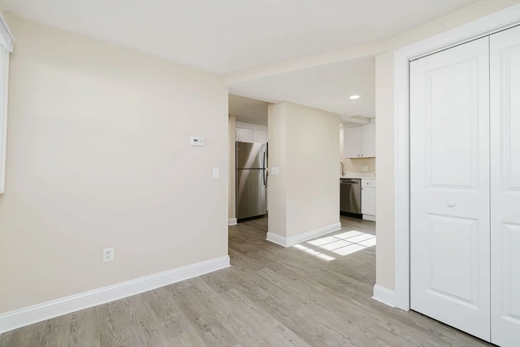 3 bed, 1 bath apartment for rent at 687 Washington St Unit 3, Easton — photo 22 of 25
