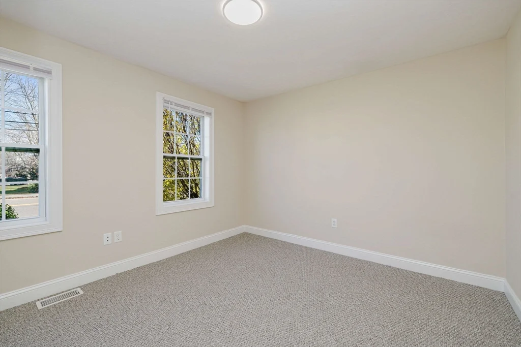 3 bed, 1 bath apartment for rent at 687 Washington St Unit 3, Easton — photo 18 of 25
