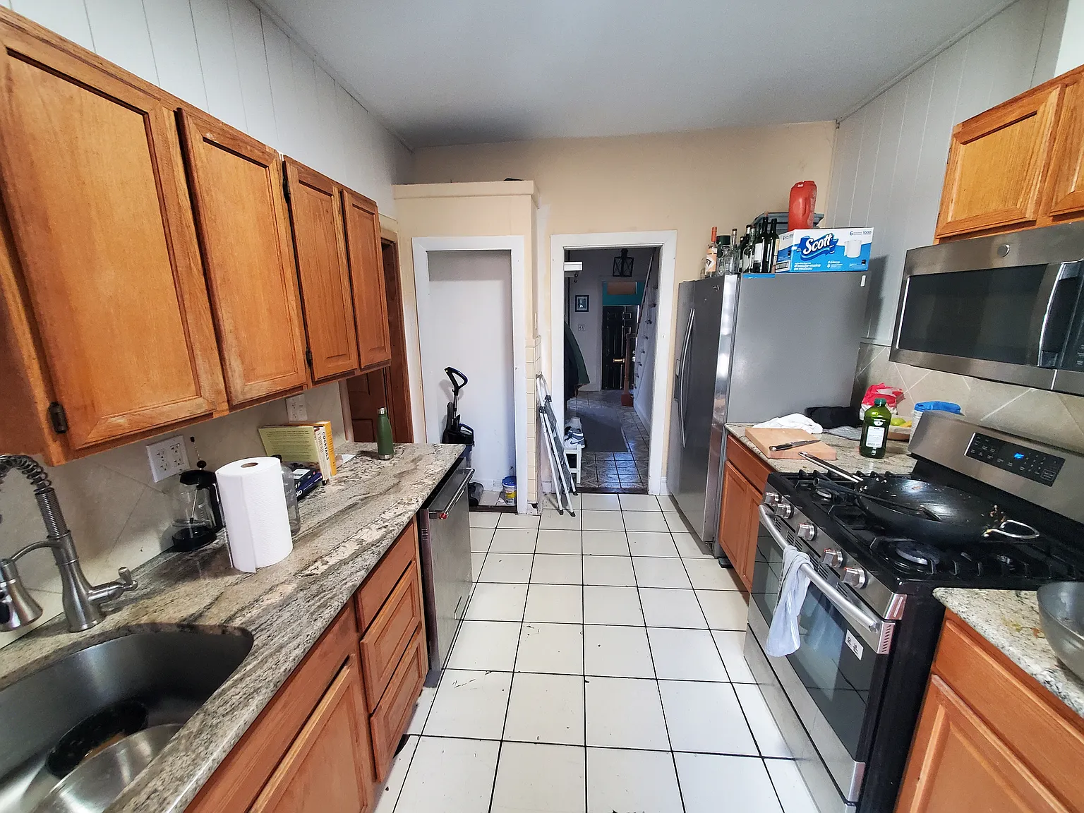 4 bed, 2 bath apartment for rent at 688 Parker St Unit 2, Mission Hill — photo 8 of 12