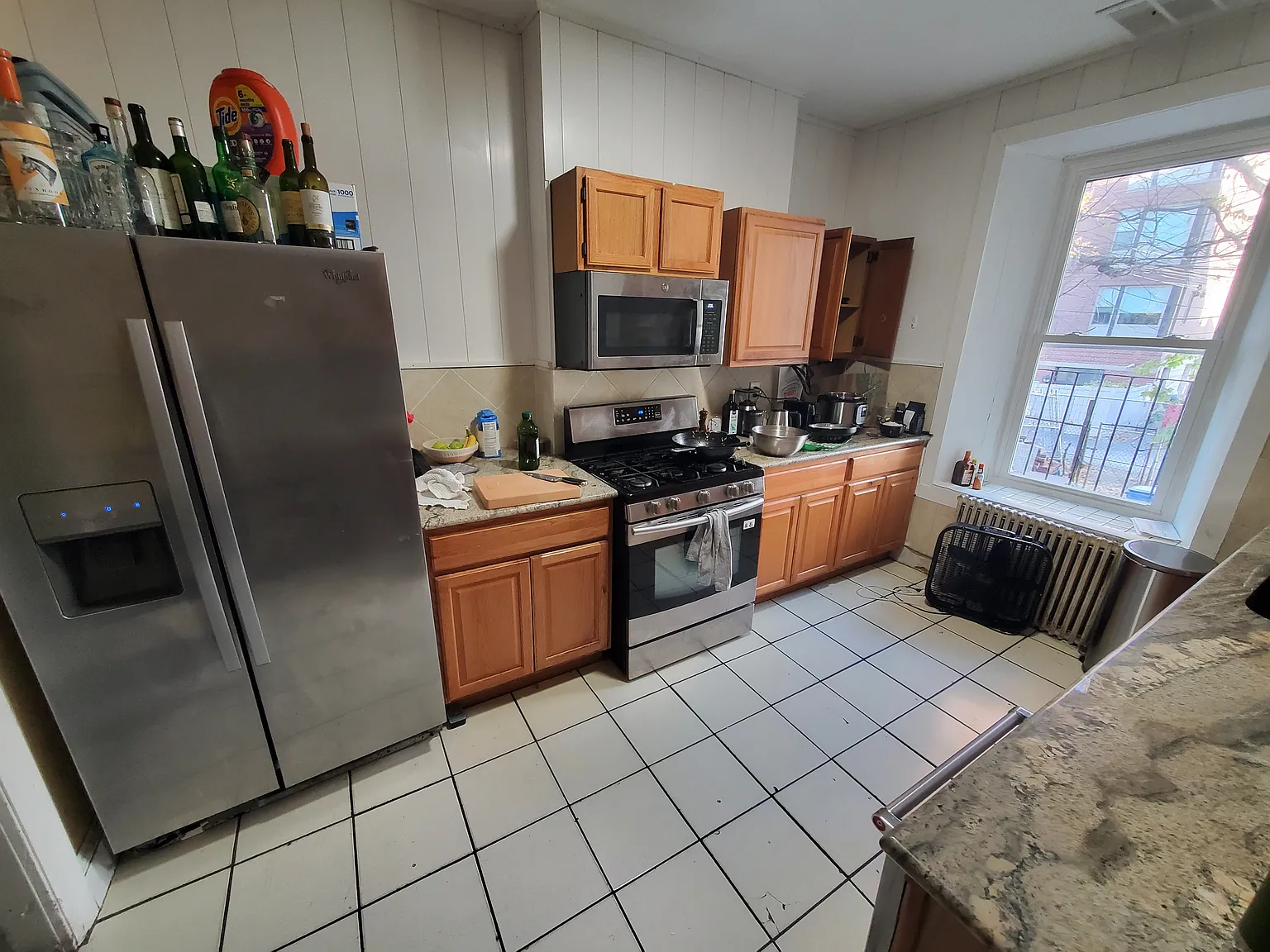4 bed, 2 bath apartment for rent at 688 Parker St Unit 2, Mission Hill — photo 4 of 12