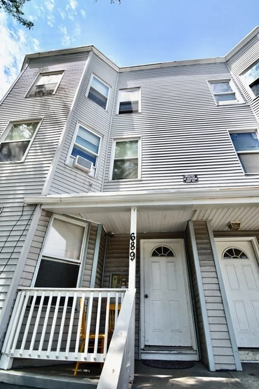 3 bed, 1 bath apartment for rent at 689 Washington St Unit 3, Dorchester — photo 12 of 12