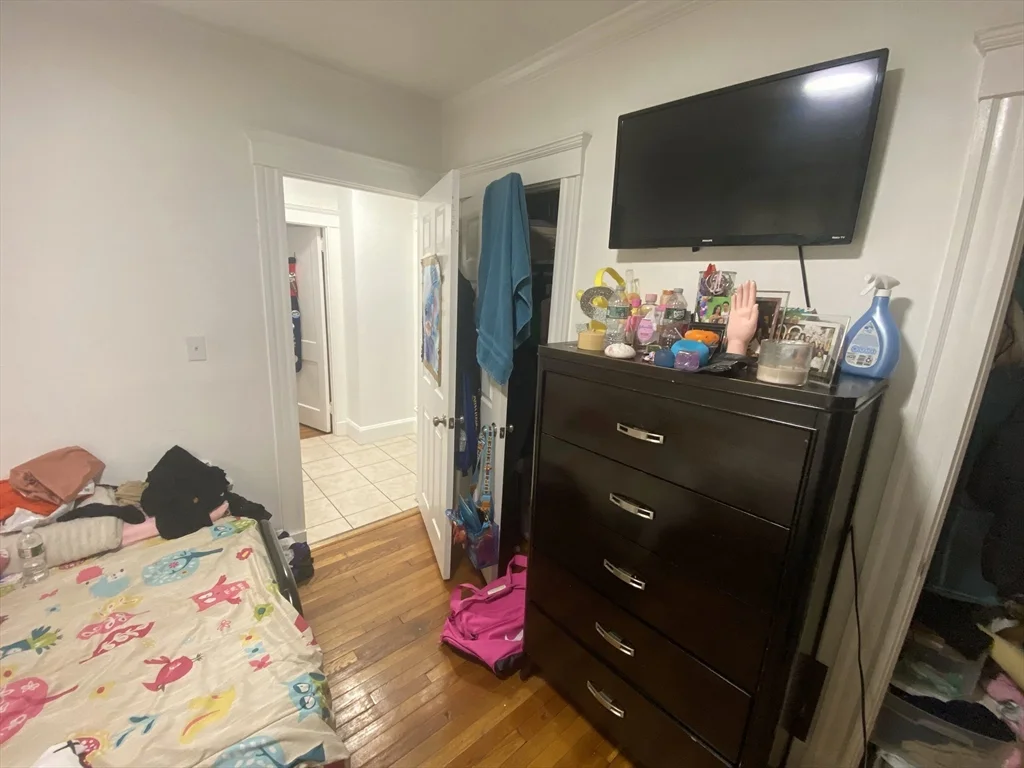 4 bed, 2 bath apartment for rent at 69-71 Baker St Unit 2, West Roxbury — photo 10 of 30