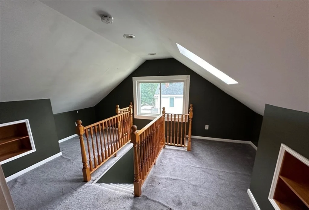 4 bed, 2 bath apartment for rent at 69-71 Baker St Unit 2, West Roxbury — photo 4 of 5