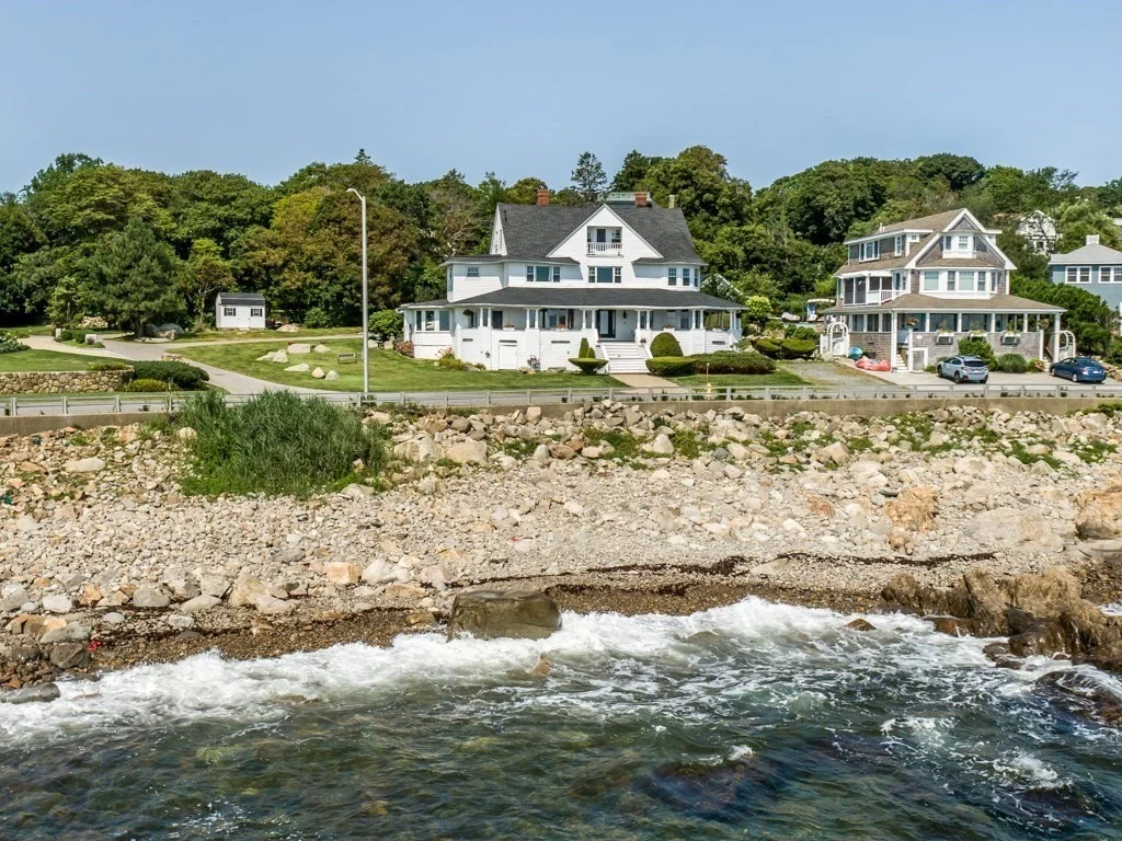 2 bed, 1 bath apartment for rent at 69 Atlantic Rd Unit A, East Gloucester