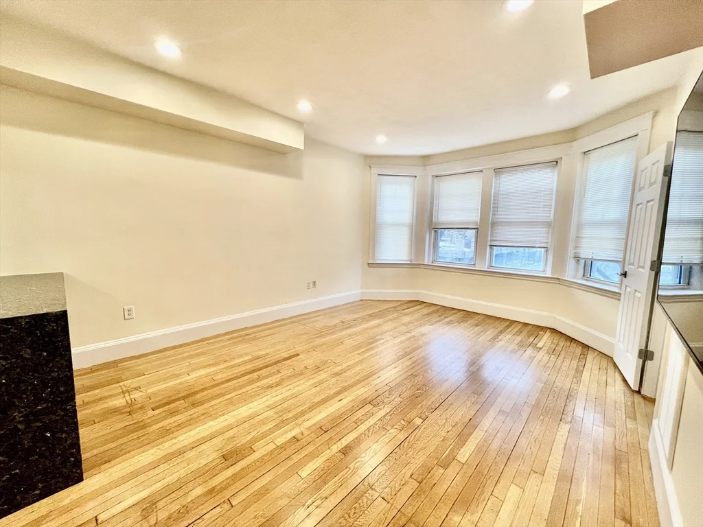 4 bed, 3 bath apartment for rent at 69 Babcock St Unit 1, Coolidge Corner — photo 2 of 13