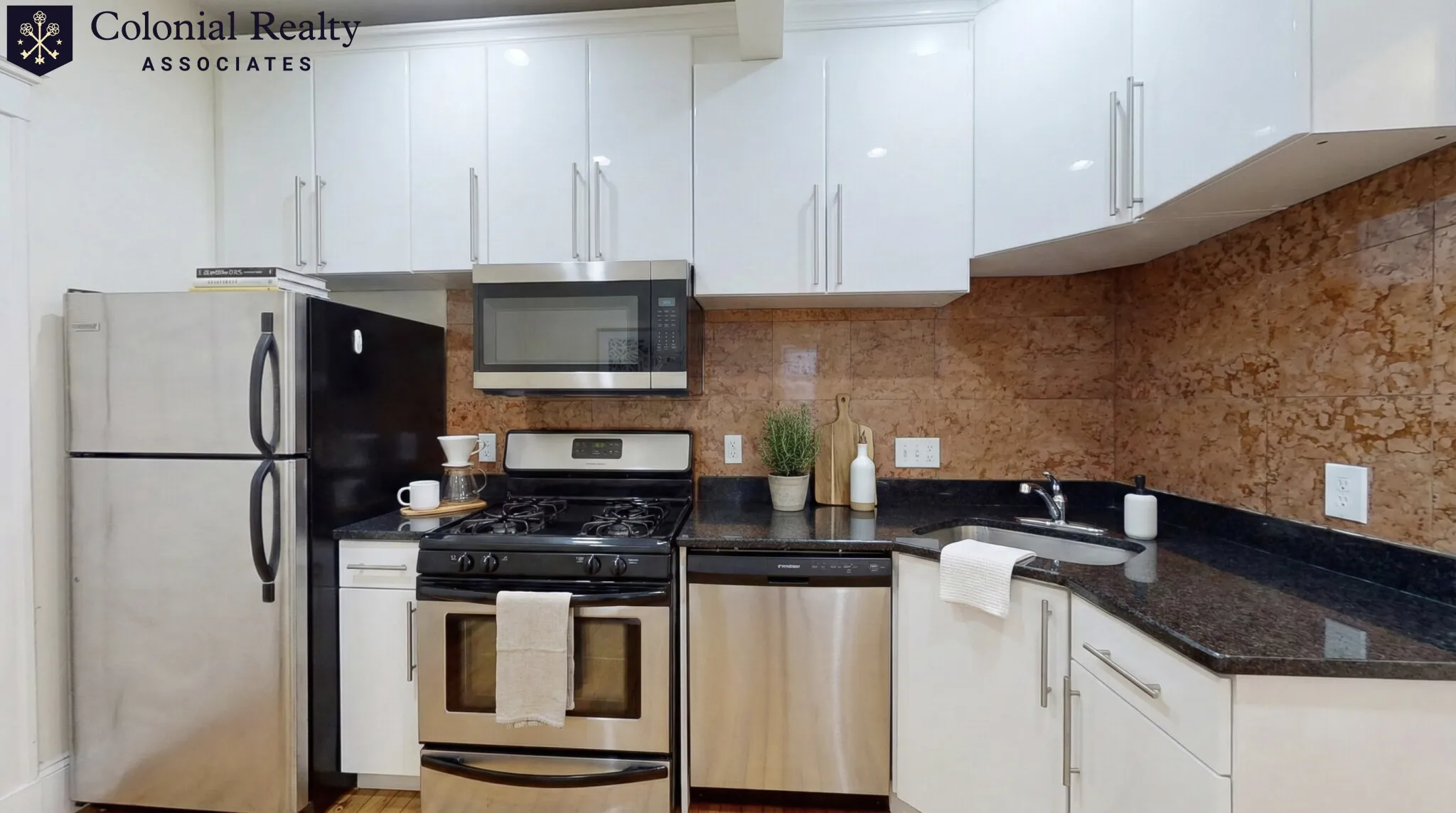 4 bed, 3 bath apartment for rent at 69 Babcock St Unit 2, North Brookline — photo 3 of 19