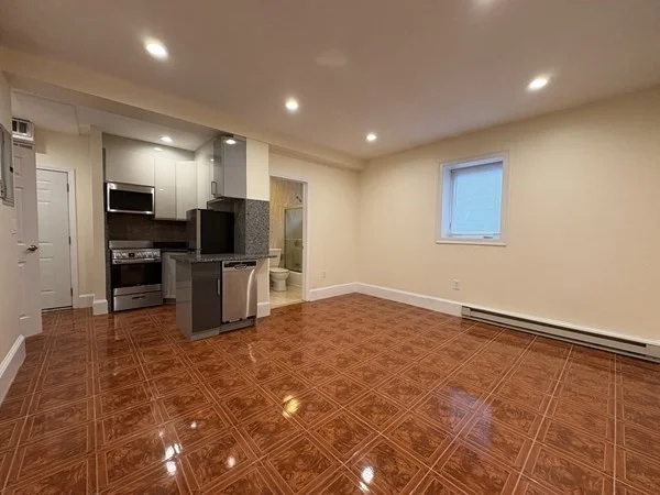 1 bed, 1 bath apartment for rent at 69 Babcock St Unit 7, Coolidge Corner
