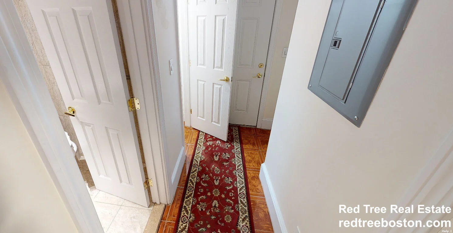 Studio bed, 1 bath apartment for rent at 69 Babcock St Unit 8, North Brookline — photo 5 of 9