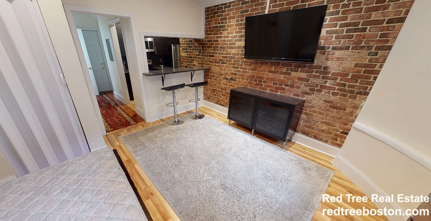 Studio bed, 1 bath apartment for rent at 69 Babcock St Unit 8, North Brookline